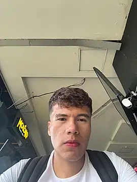 Logan smith1 online show from 03-28-26, 09:16