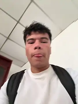 Logan smith1 online show from 09-17-25, 08:33