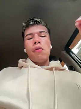 Logan smith1 online show from 03-20-25, 10:07