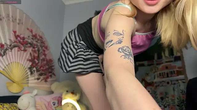dollfromvenus online show from 05-30-26, 01:17