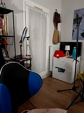 PrincesseMalicia online show from 06-18-26, 01:27