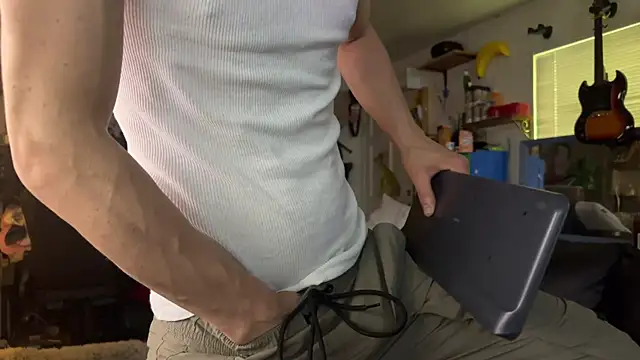 deadpi online show from 04-21-26, 11:00
