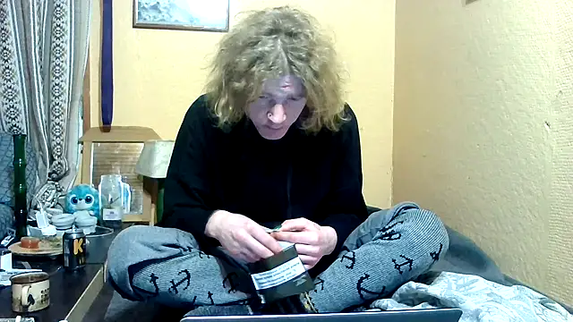 henna aho94 online show from 12-09-24, 05:41