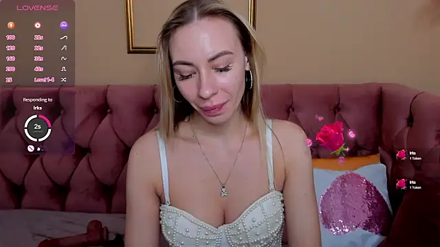 Snapshot of Diana_Garrett chatting on 03-17-25, 04:51 Diana Garrett online show from 03-17-25, 04:51