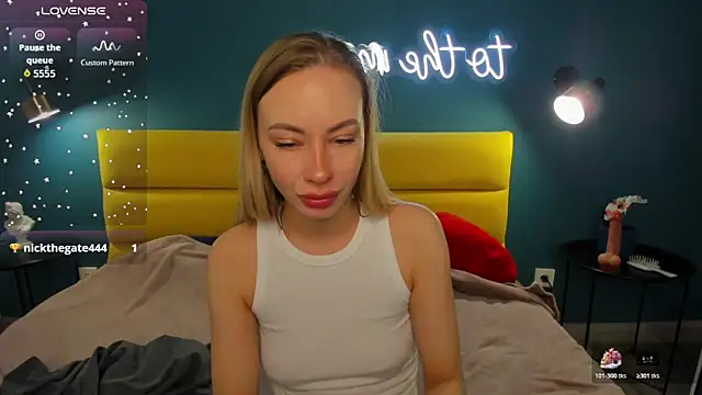 Diana Garrett online show from 03-13-26, 01:43