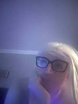 sexyblondetrans online show from 11-12-25, 06:39