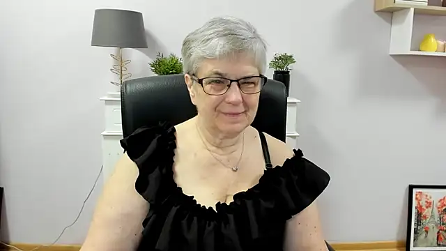 IrisDream online show from 06-02-26, 06:02