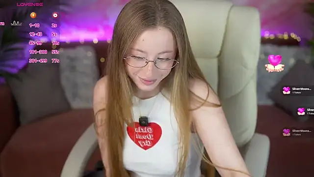 SilverrMoon online show from 03-27-26, 02:07