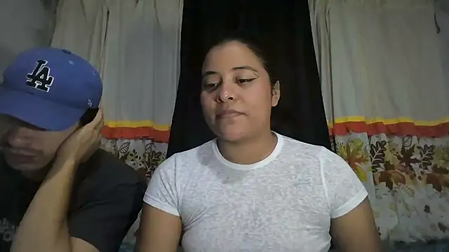 Snapshot of Bruno_Iris_sex chatting on 10-18-25, 08:38 Bruno Iris sex online show from 10-18-25, 08:38