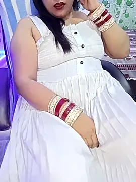 Cute-Raashii online show from 10-09-25, 11:49