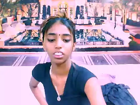 Snapshot of IndianSexySlender chatting on 02-13-25, 05:58 IndianSexySlender online show from 02-13-25, 05:58