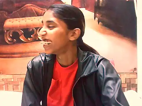 Snapshot of IndianSexySlender chatting on 10-10-25, 05:19 IndianSexySlender online show from 10-10-25, 05:19