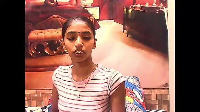 Snapshot of IndianSexySlender chatting on 10-08-25, 05:20 IndianSexySlender online show from 10-08-25, 05:20