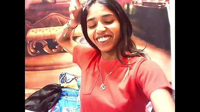 Snapshot of IndianSexySlender chatting on 10-21-25, 05:40 IndianSexySlender online show from 10-21-25, 05:40
