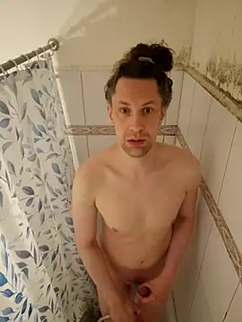 Josephine LIVE online show from 04-01-26, 04:36