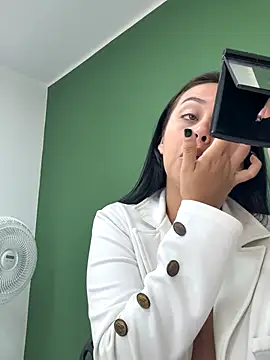 iiris  online show from 11-12-25, 02:54