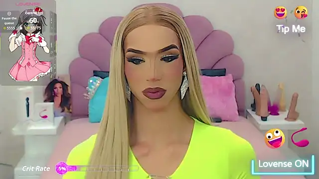 Snapshot of briana_sex32 chatting on 10-20-25, 03:30 briana sex32 online show from 10-20-25, 03:30