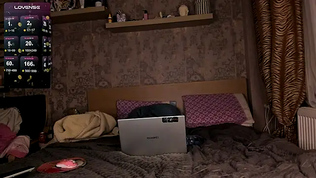 purebeautie13 online show from 12-20-24, 05:18