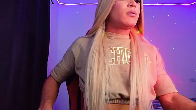 AllisonsweetZ online show from 11-12-25, 08:23