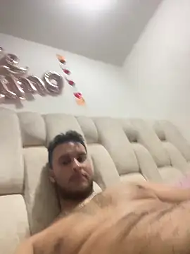 Snapshot of Cristian_099 chatting on 03-15-25, 09:38 Cristian 099 online show from 03-15-25, 09:38