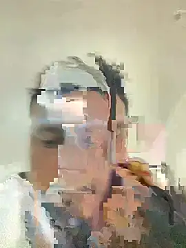Snapshot of Cristian_099 chatting on 07-13-26, 03:11 Cristian 099 online show from 07-13-26, 03:11