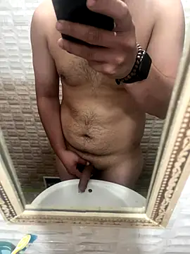 Snapshot of Cristian_099 chatting on 11-03-25, 04:10 Cristian 099 online show from 11-03-25, 04:10