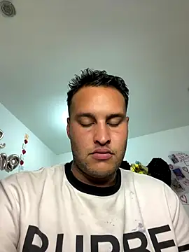 Cristian 099 online show from 11-16-25, 08:02