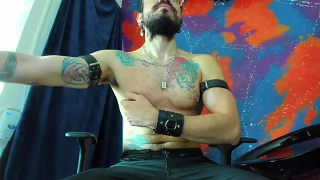 leondevereda online show from 10-21-25, 03:11