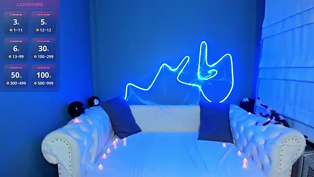 rock n roxy online show from 10-31-25, 01:24