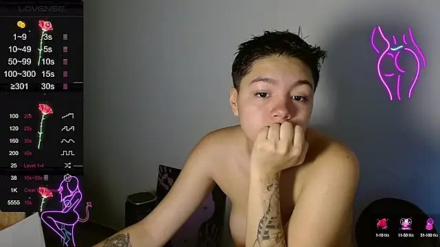 TRIXIE TANG28 online show from 03-16-25, 11:04