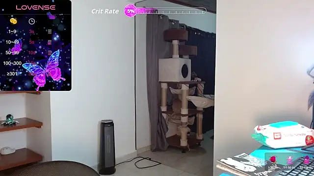 TRIXIE TANG28 online show from 09-10-25, 03:27