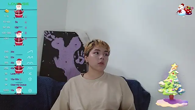 TRIXIE TANG28 online show from 12-24-24, 03:58