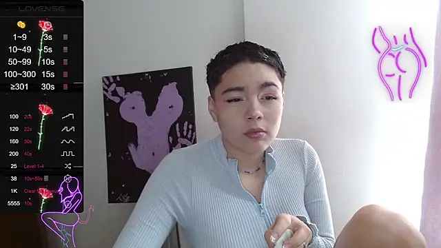 TRIXIE TANG28 online show from 03-08-25, 07:31