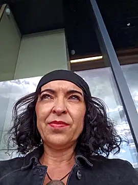 Snapshot of Ortensialady76 chatting on 09-17-25, 12:18 Ortensialady76 online show from 09-17-25, 12:18