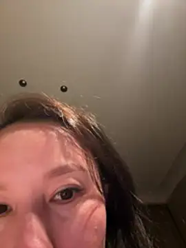 Krismil3 online show from 04-16-26, 01:23