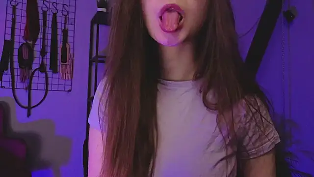 CassieCool online show from 10-19-25, 12:19