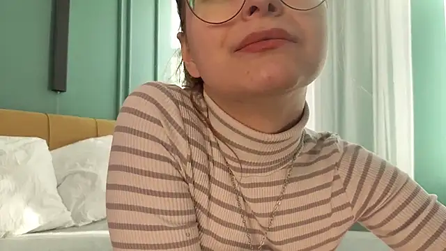 CassieCool online show from 10-18-25, 12:40