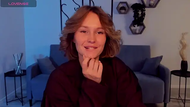 Snapshot of BritnieCute chatting on 10-01-25, 05:45 BritnieCute online show from 10-01-25, 05:45