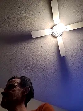 big8dall online show from 04-12-26, 02:04