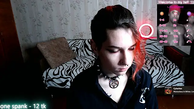 Snapshot of Miya_Wey_ chatting on 01-24-25, 01:03 Miya Wey  online show from 01-24-25, 01:03