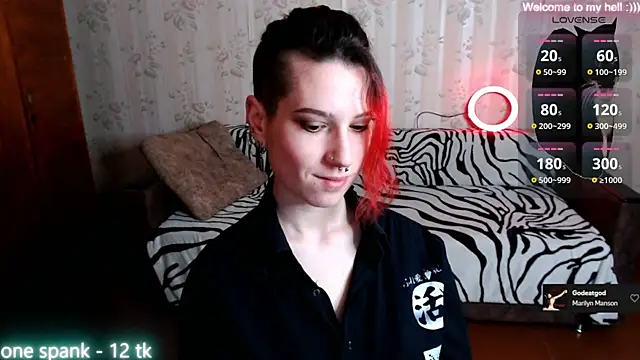 Snapshot of Miya_Wey_ chatting on 02-21-25, 12:38 Miya Wey  online show from 02-21-25, 12:38