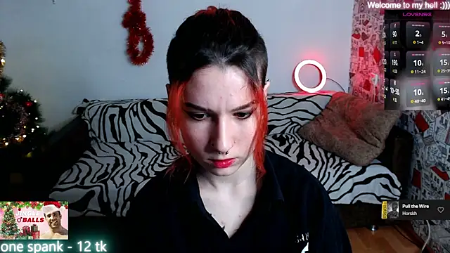 Snapshot of Miya_Wey_ chatting on 01-12-25, 11:07 Miya Wey  online show from 01-12-25, 11:07