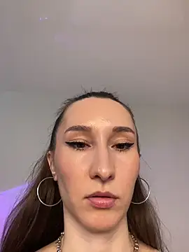 cutte dora online show from 02-24-26, 11:11