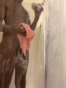 Snapshot of GrayCo24 chatting on 11-03-25, 09:07 GrayCo24 online show from 11-03-25, 09:07