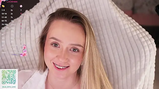 HollisBeckett online show from 02-03-26, 07:02