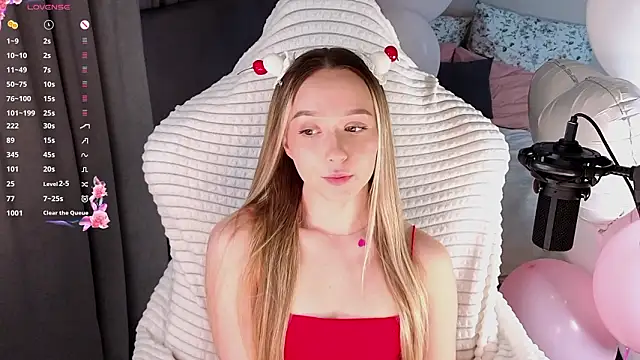 HollisBeckett online show from 03-08-26, 03:10