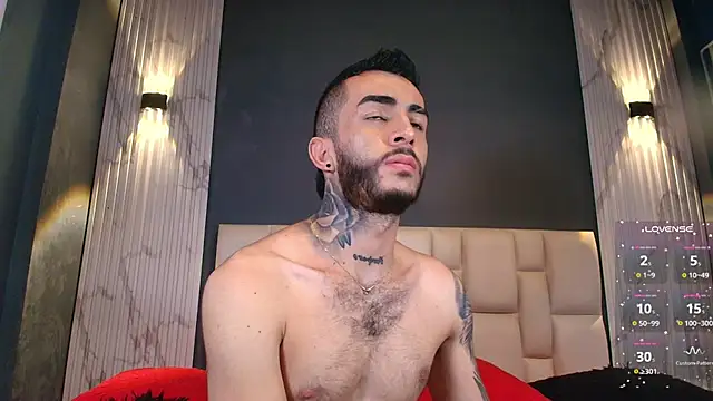 Marcelo ruiz  online show from 11-08-25, 04:43