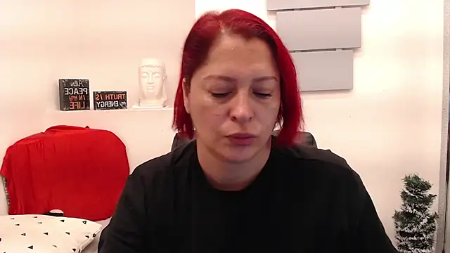 Snapshot of eva_twiss chatting on 02-11-26, 12:05 eva twiss online show from 02-11-26, 12:05