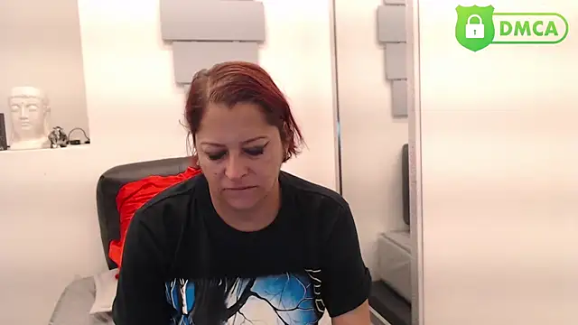 Snapshot of eva_twiss chatting on 10-10-25, 12:17 eva twiss online show from 10-10-25, 12:17