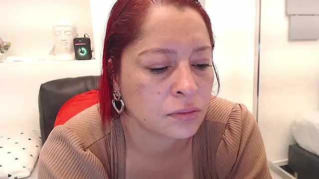 eva twiss online show from 11-18-25, 12:30